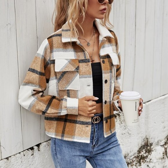 CASUAL DOLLZ Plaid Print Crop Jacket Button Down - Picture 4 of 5